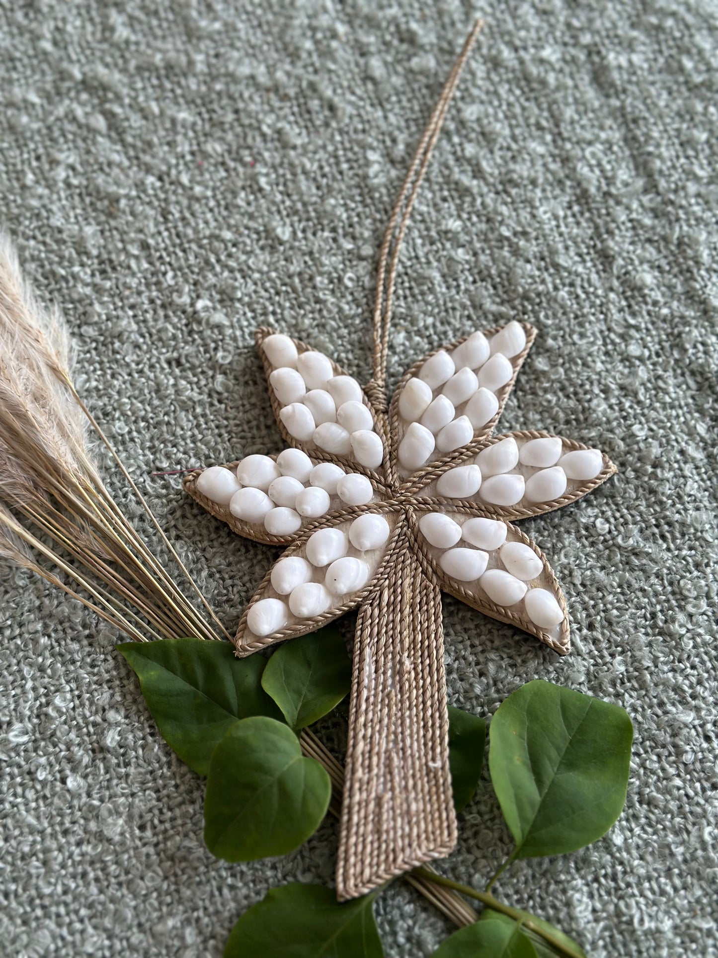 Shell Wall Decor: Palm Tree Collection